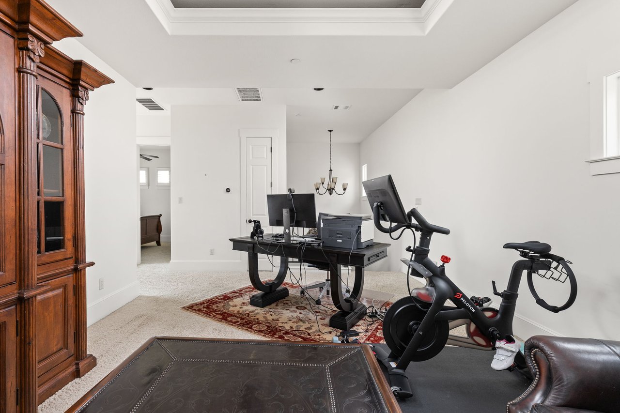 3807 Toro Canyon RD # 10