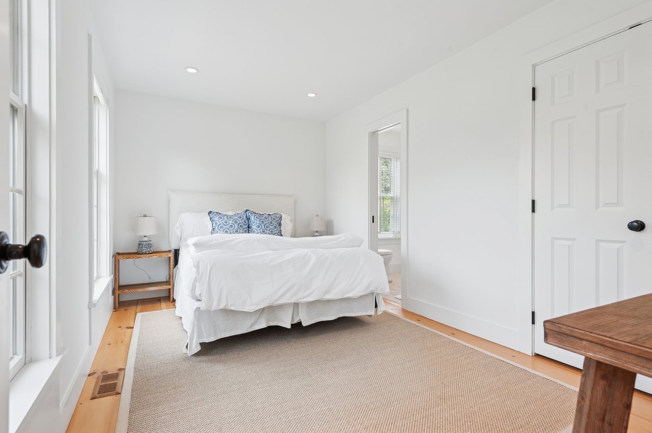 11 Sawasett Avenue