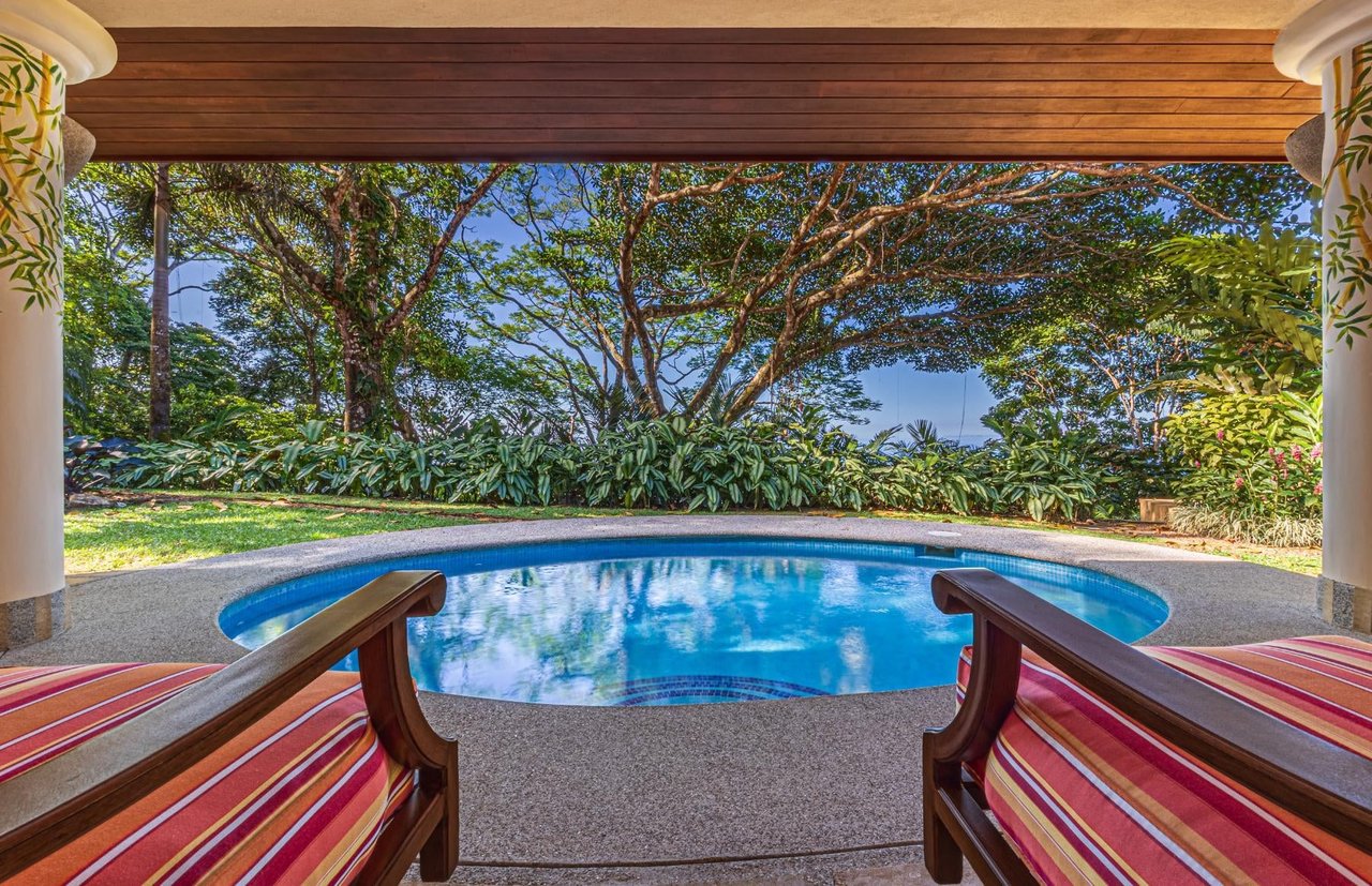 Private Gated Ocean View Estate, Ojochal, Puntarenas