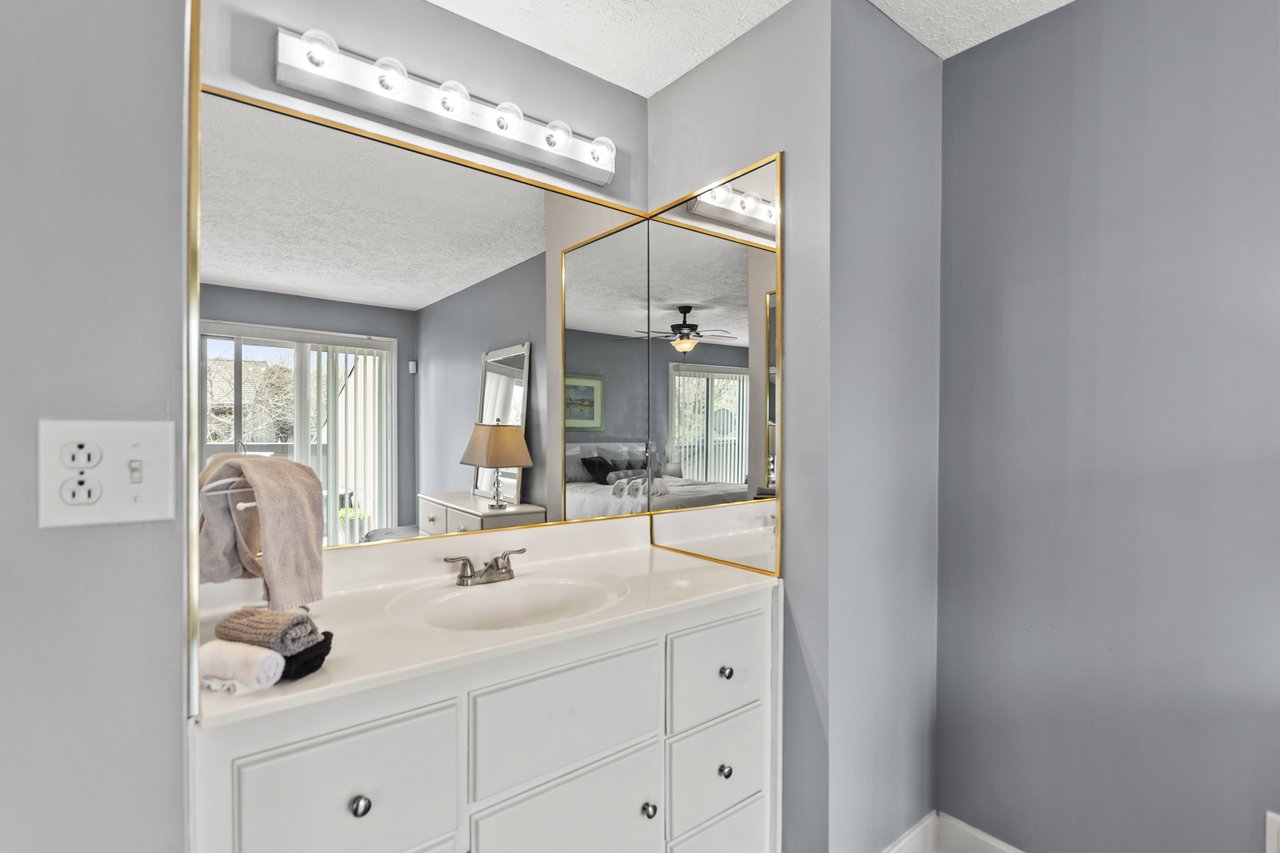 8 Beck Blvd #10, Penetanguishene