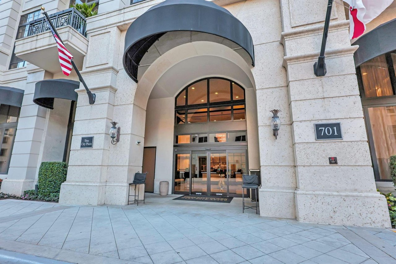 Two City Plaza Condo Unit 511