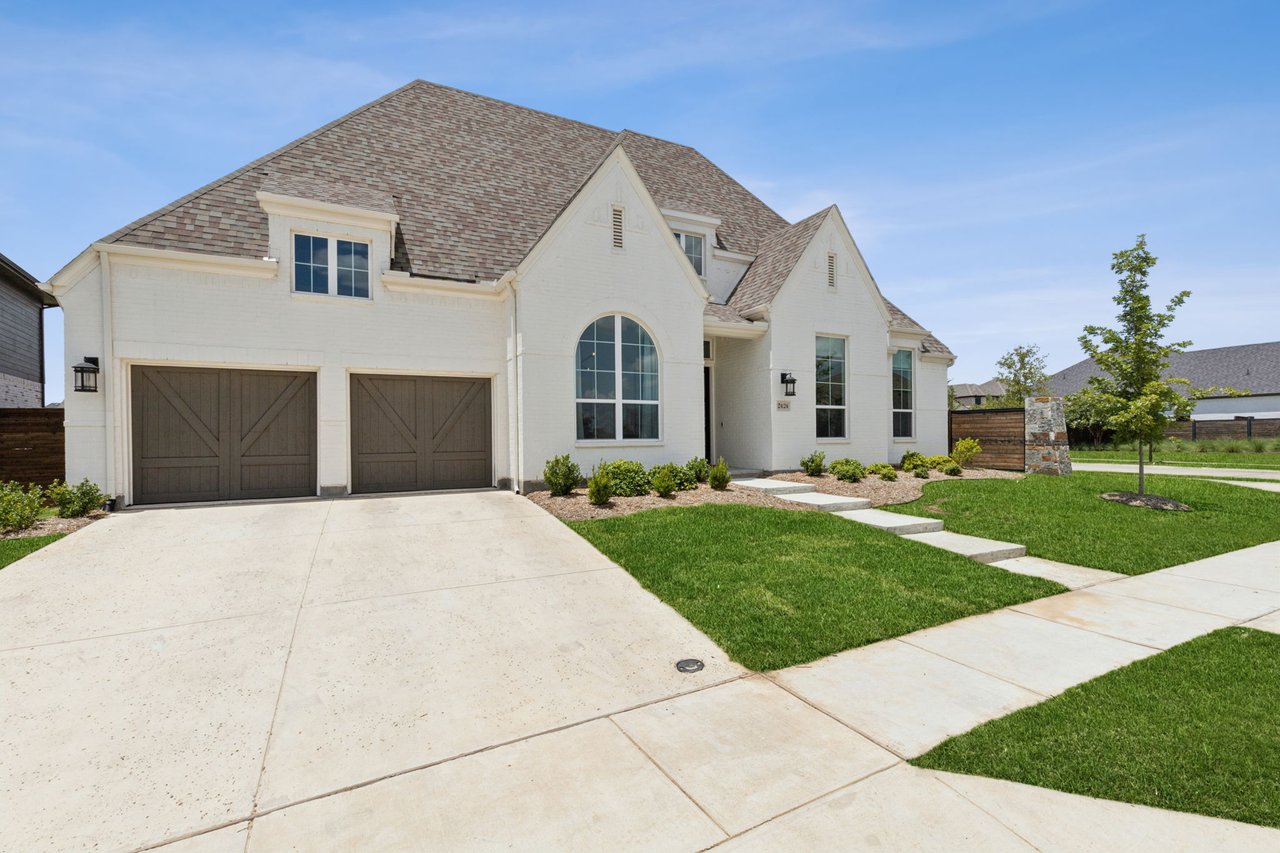 2424 Juniper Ln