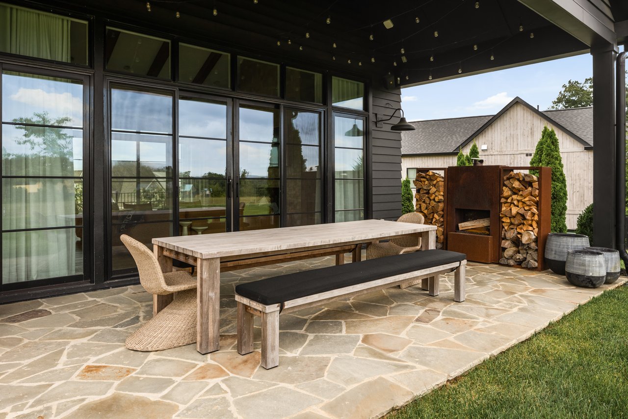 7365 Harlow Dr | Troubadour