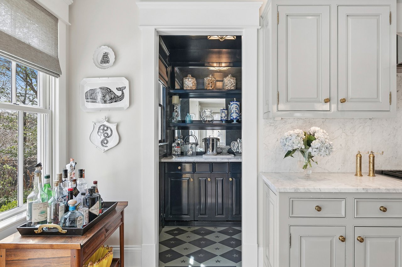 8 East Union Street, Sag Harbor