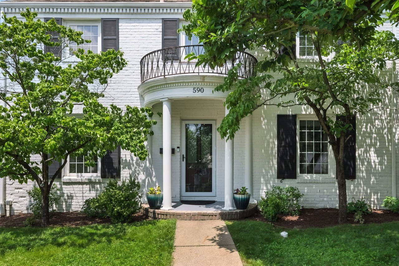 590 Kenilworth Dr