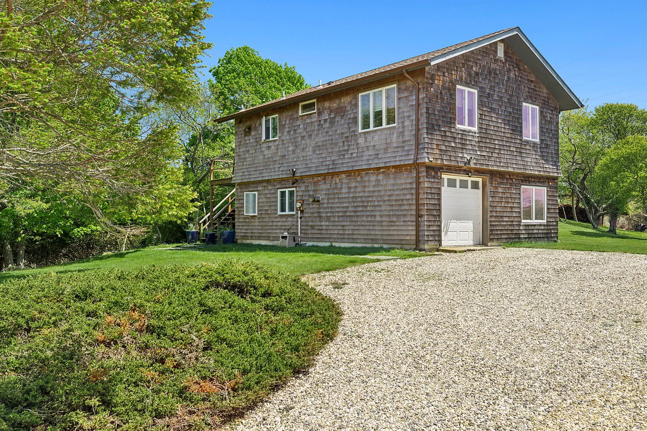 20 South Fenmore Drive