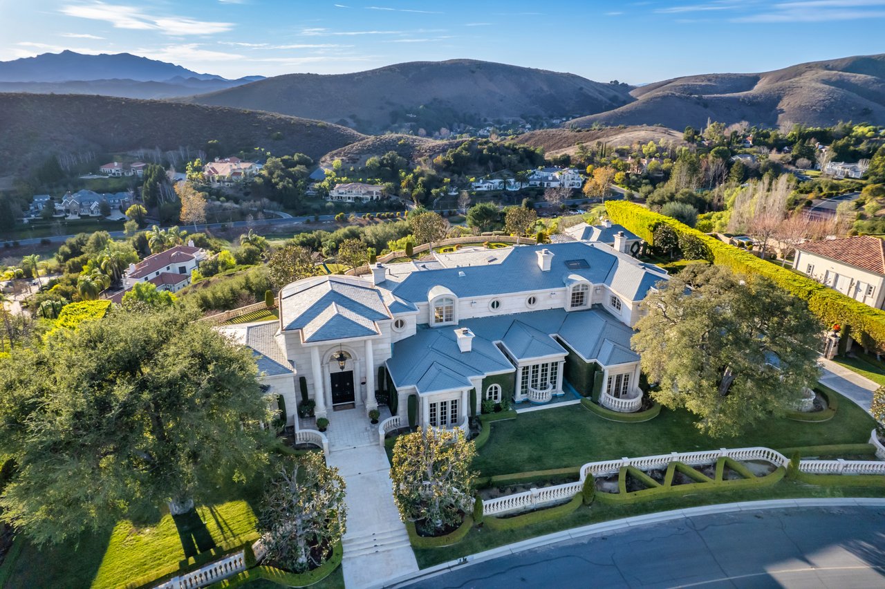 996 Vista Ridge Lane