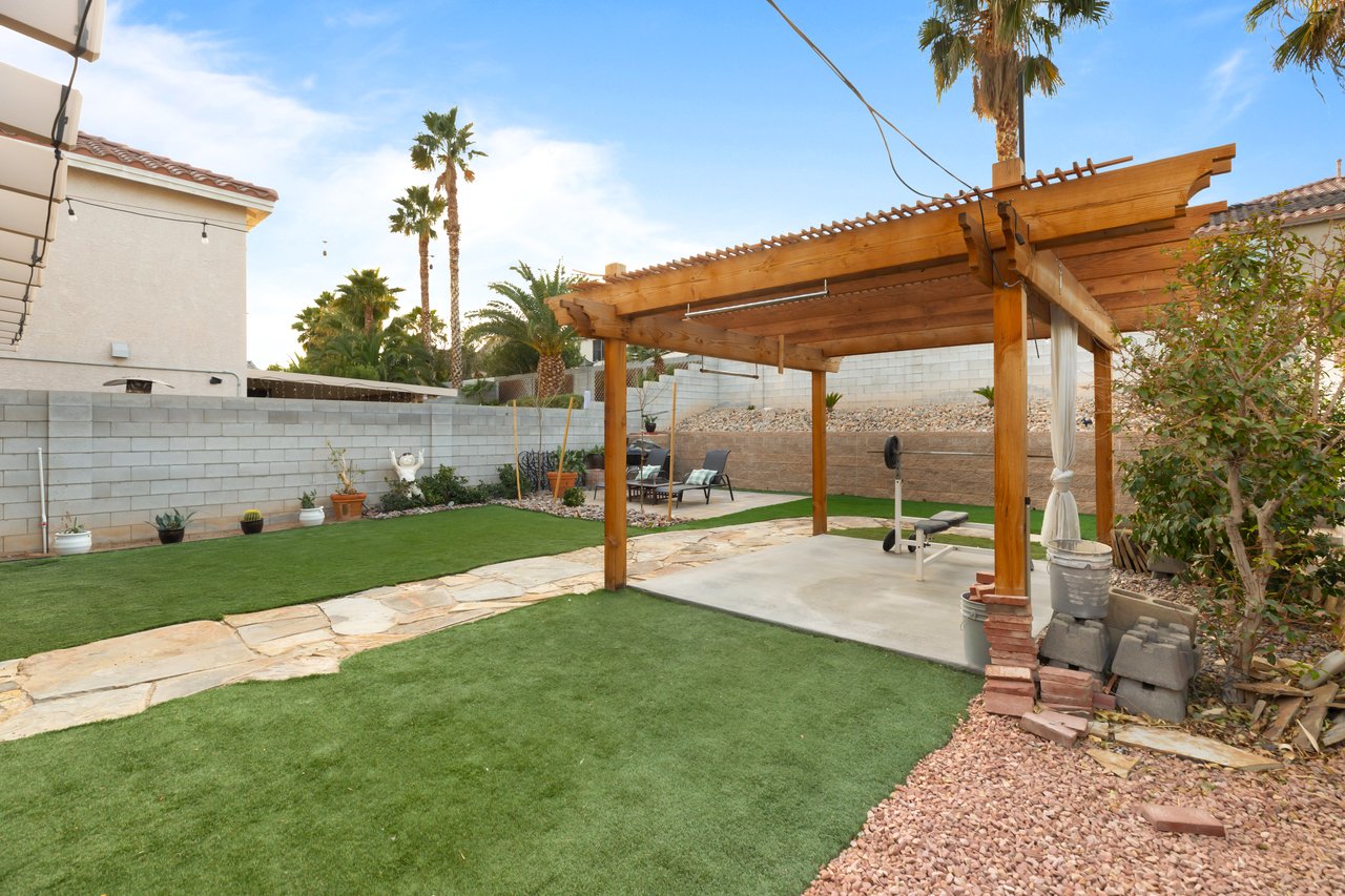 5183 Zoroaster Street