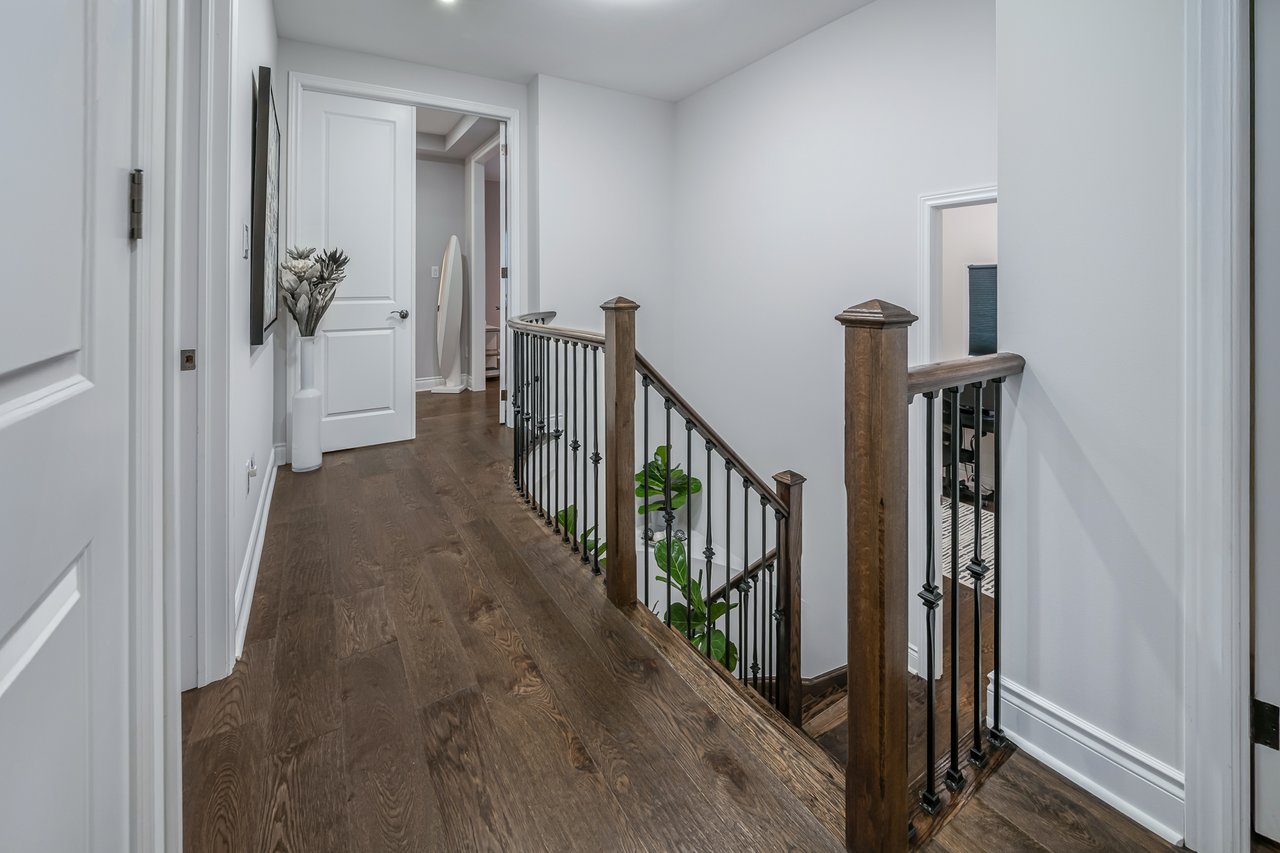 559 Valley Vista Dr