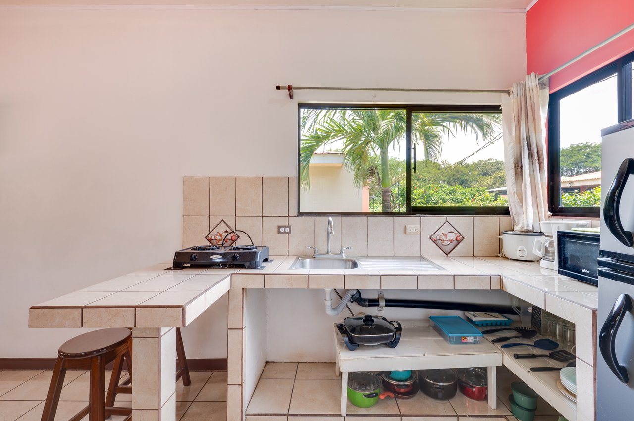 Tamarit House | Spacious Tropical Retreat in Villareal, Costa Rica