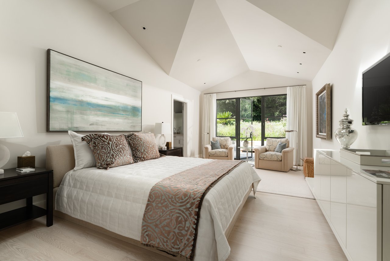 796 Hot Springs Road