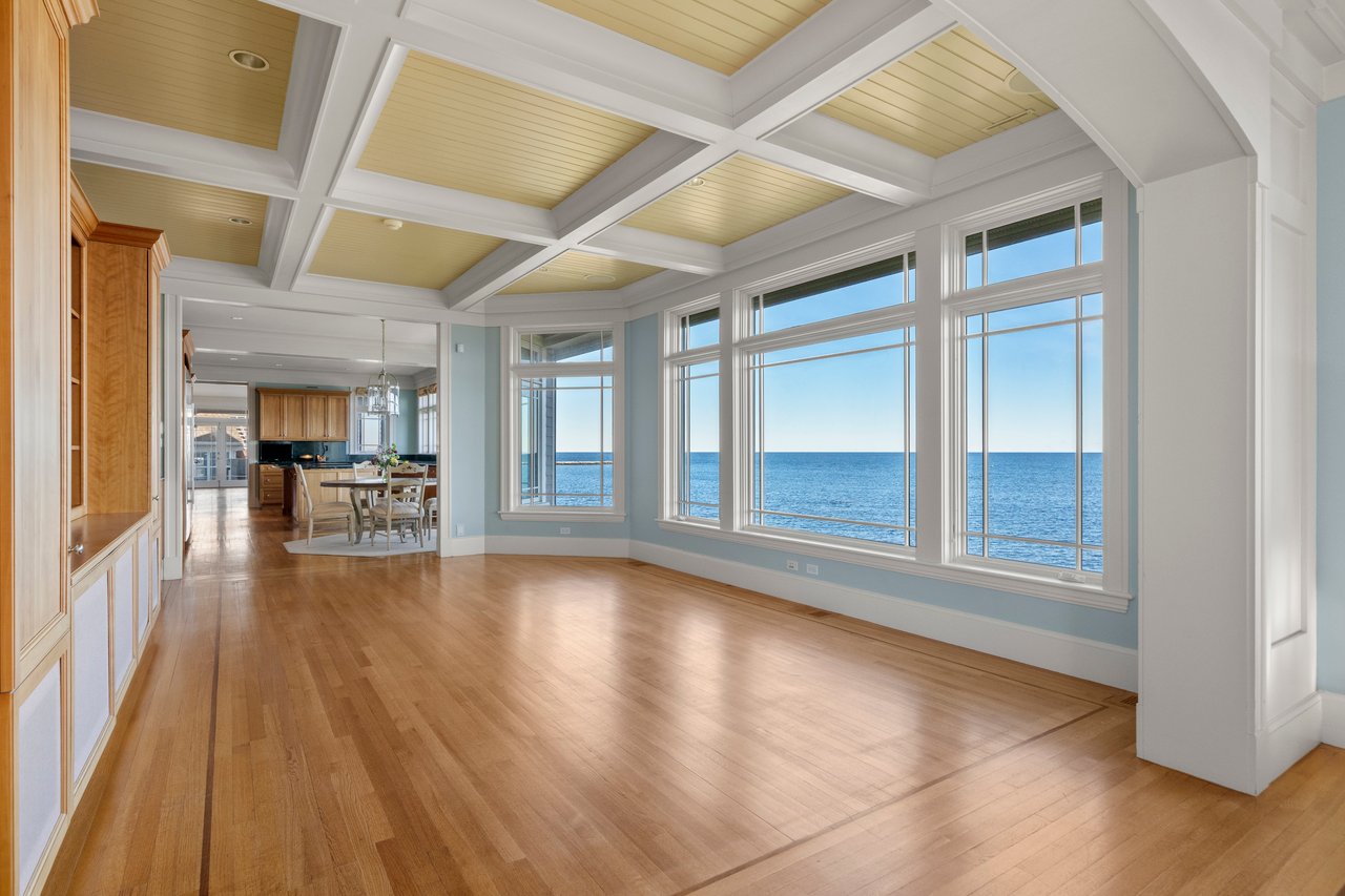 21 Circuit Ave, Scituate