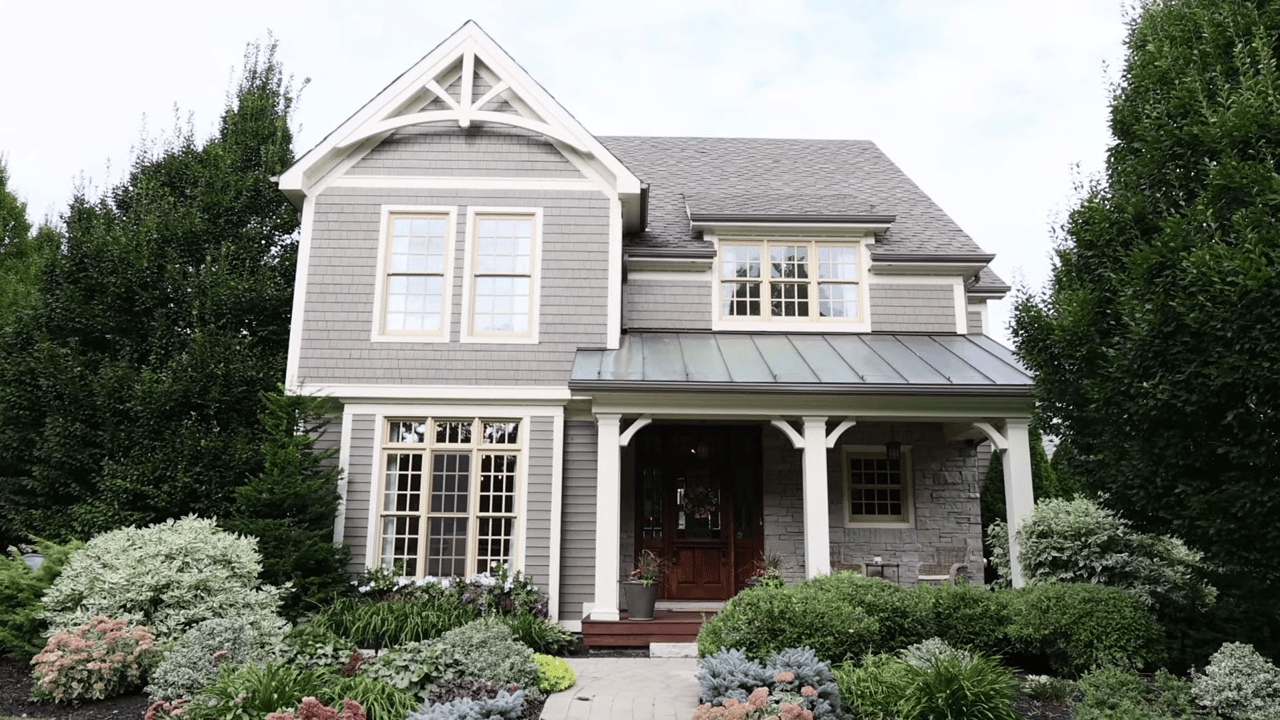 Niagara-on-the-Lake Mega Mansion with Mega Luxury Garage