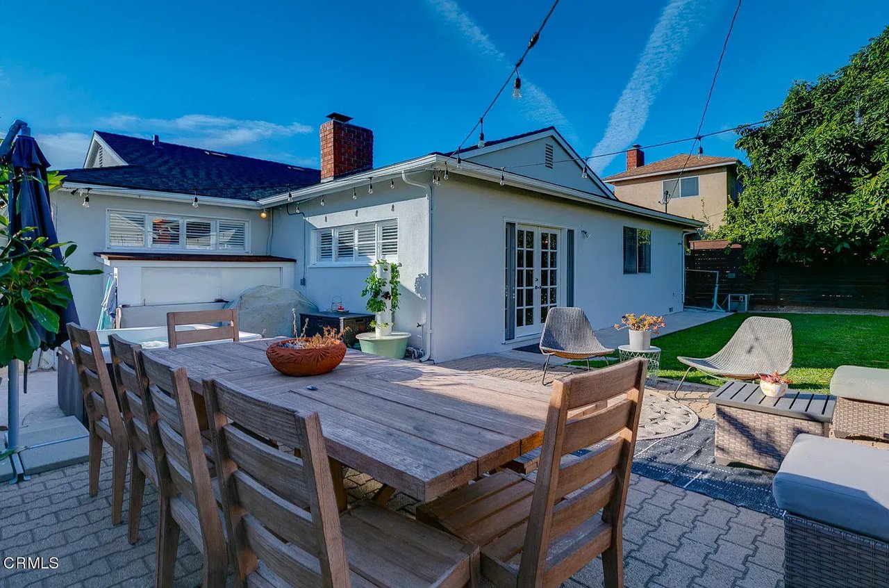 106 San Marino Ave, Ventura, CA 93003