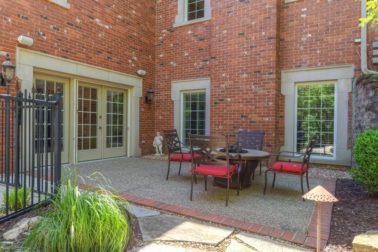 1105 Shepard Oaks Drive