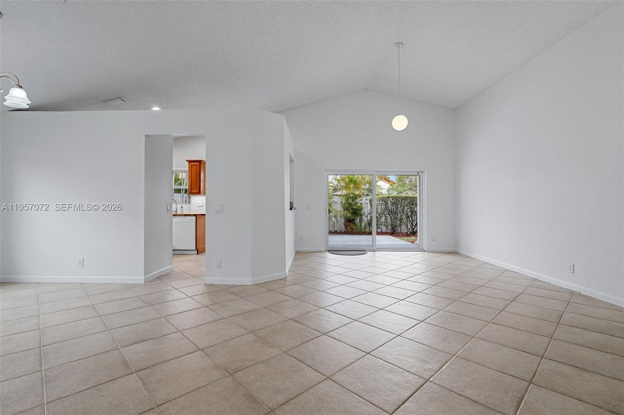 New To The Market: 332 Bridgeton Road, Weston, FL | Hurricane-ready Home in Bermuda Springs For Sale