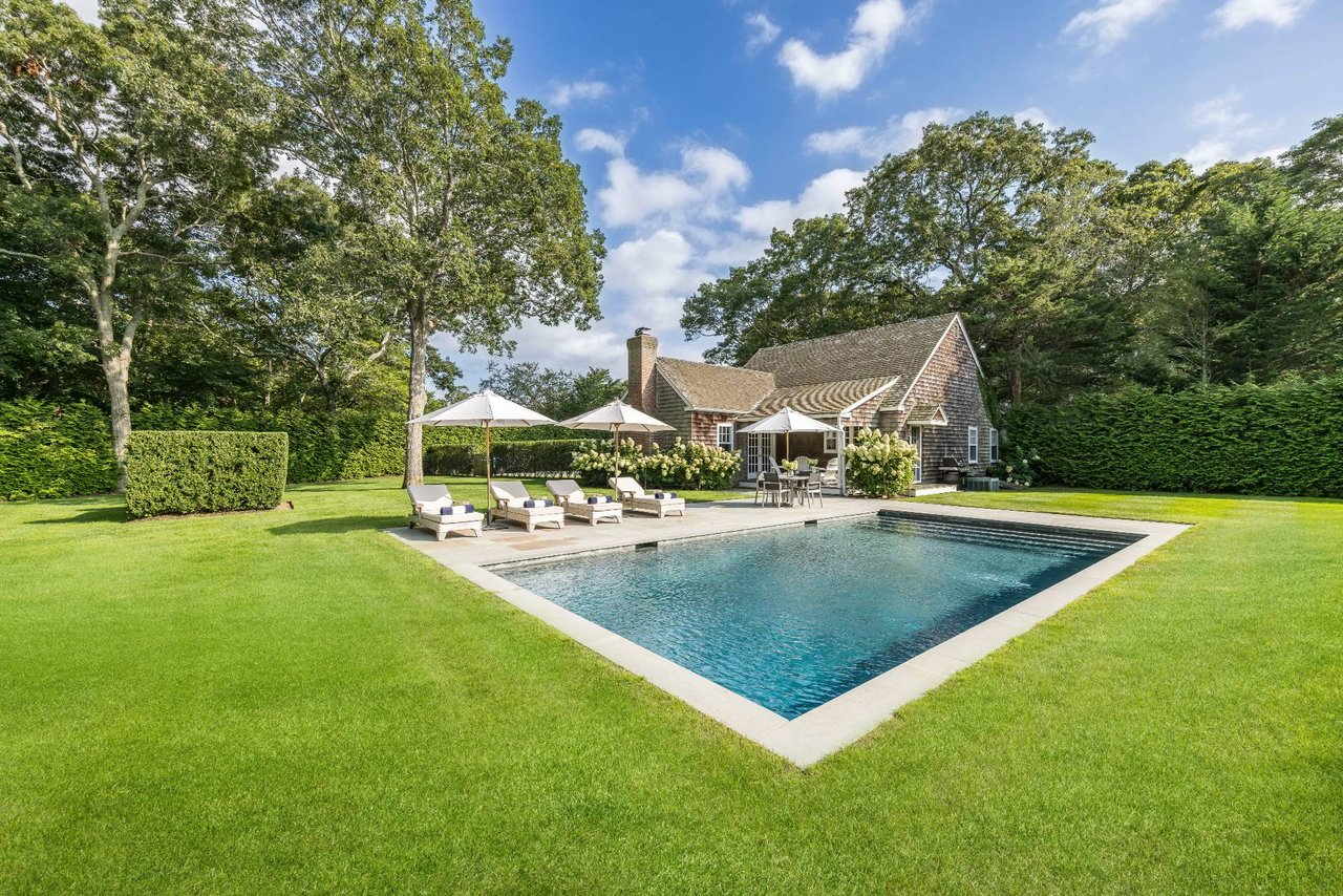 SERENE TWO COTTAGE COMPOUND