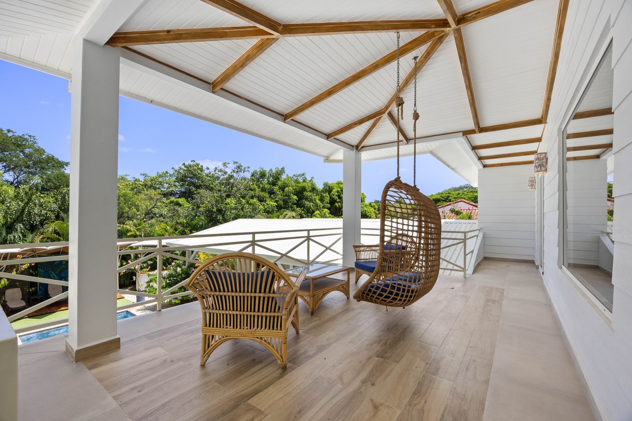 Casa Karibe | Vibrant 5-Bedroom Caribbean-Inspired Villa with Pool in Gated Tamarindo Community