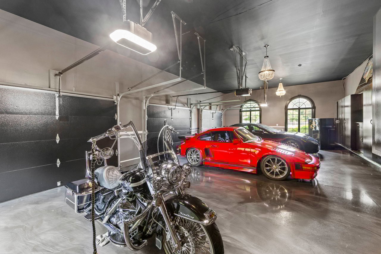85 Sherwood Rd