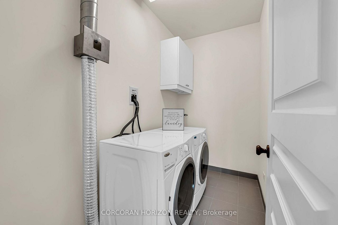 THE RITZ-CARLTON RESIDENCES FOR LEASE