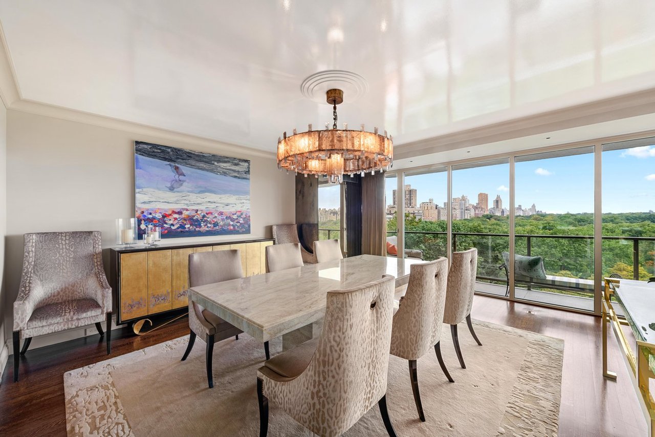 210 Central Park South, 11CD