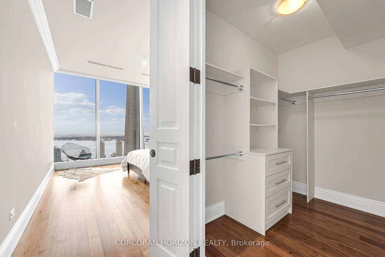 THE RITZ-CARLTON RESIDENCES FOR LEASE