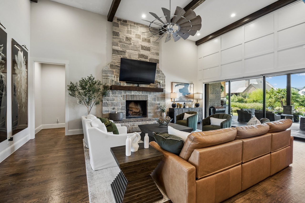 317 Knights Trail