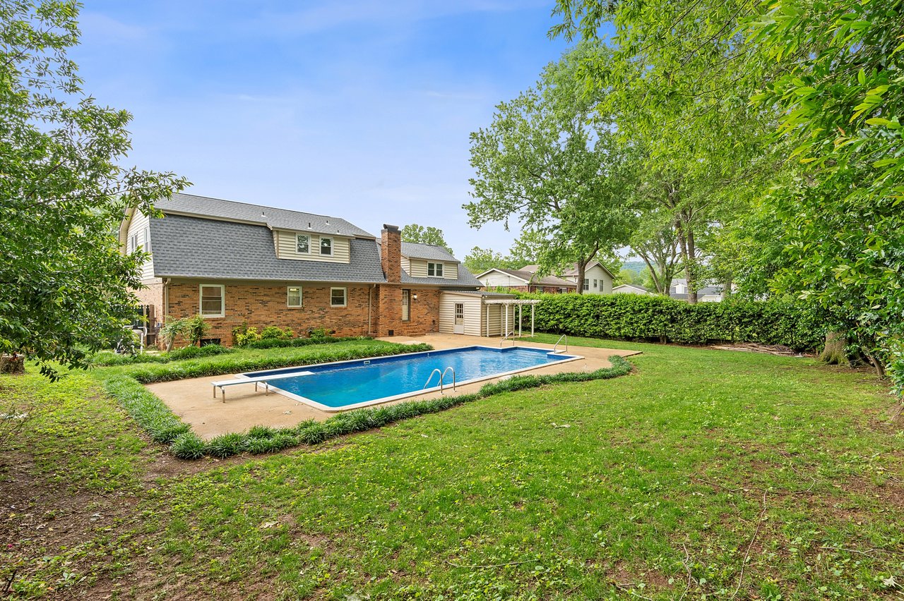 Spacious 4BR/3BA Home with Pool, Bonus Room & Office – Perfect for Work & Play!