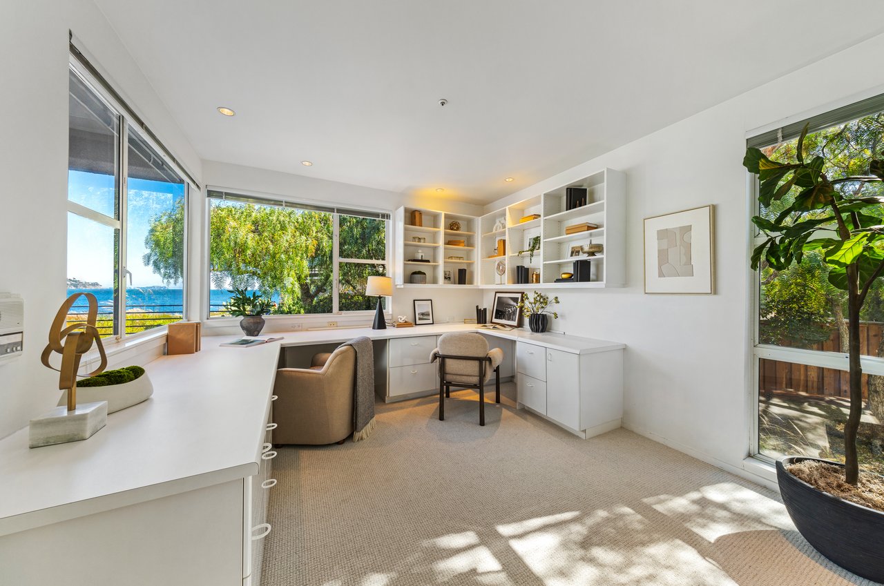Sweeping Views Across the Bay