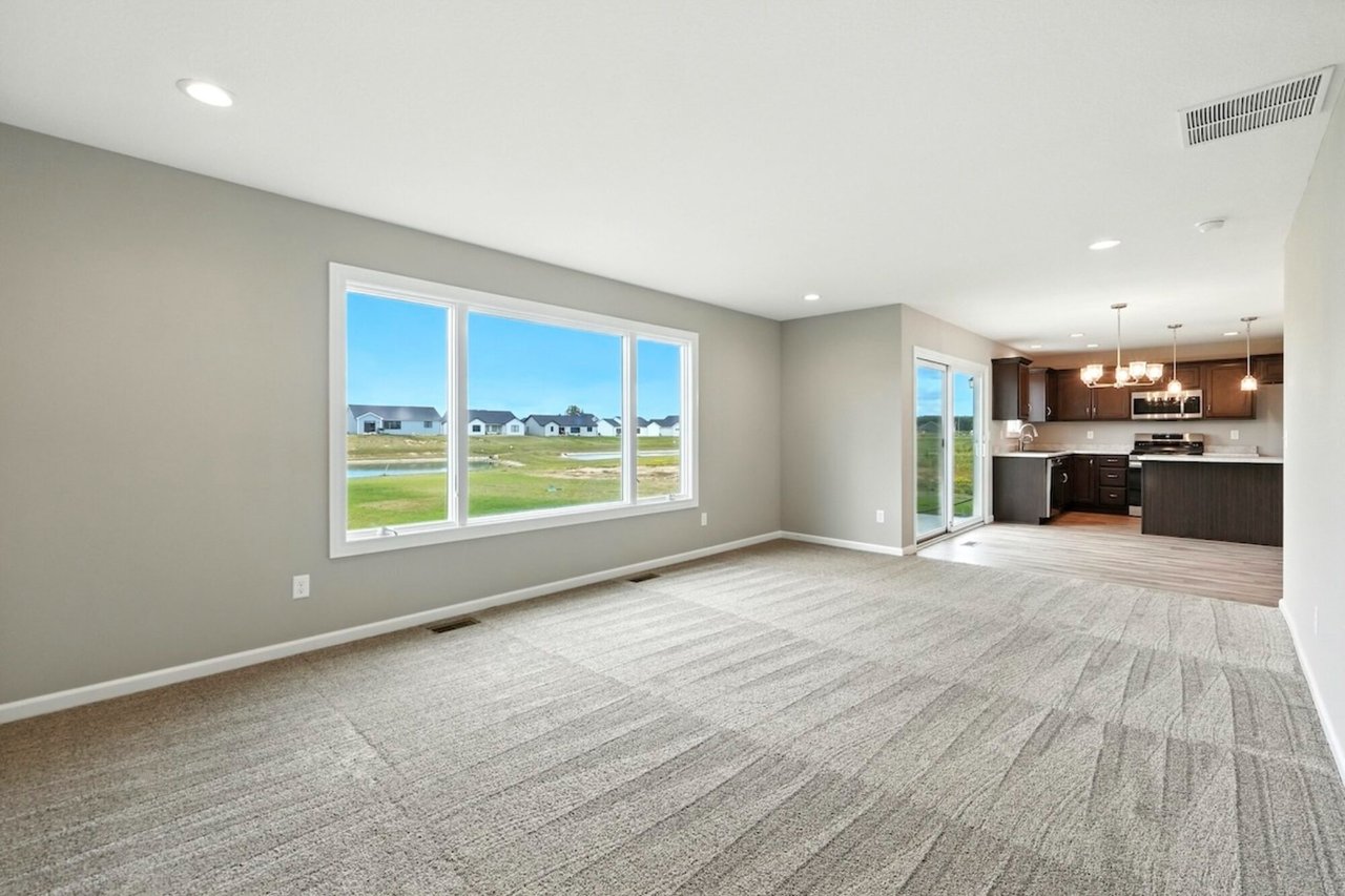 885 Zenos Blvd