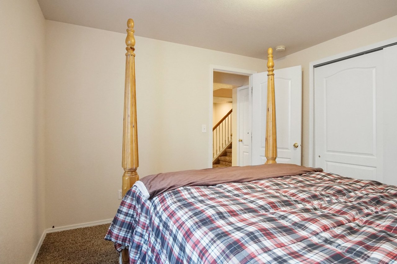 17045 Mountain Lake Drive