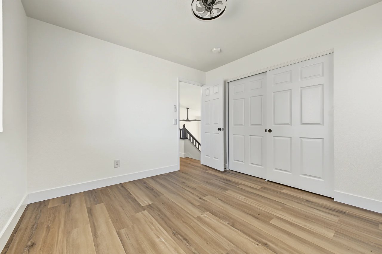 520 W 114th Pl