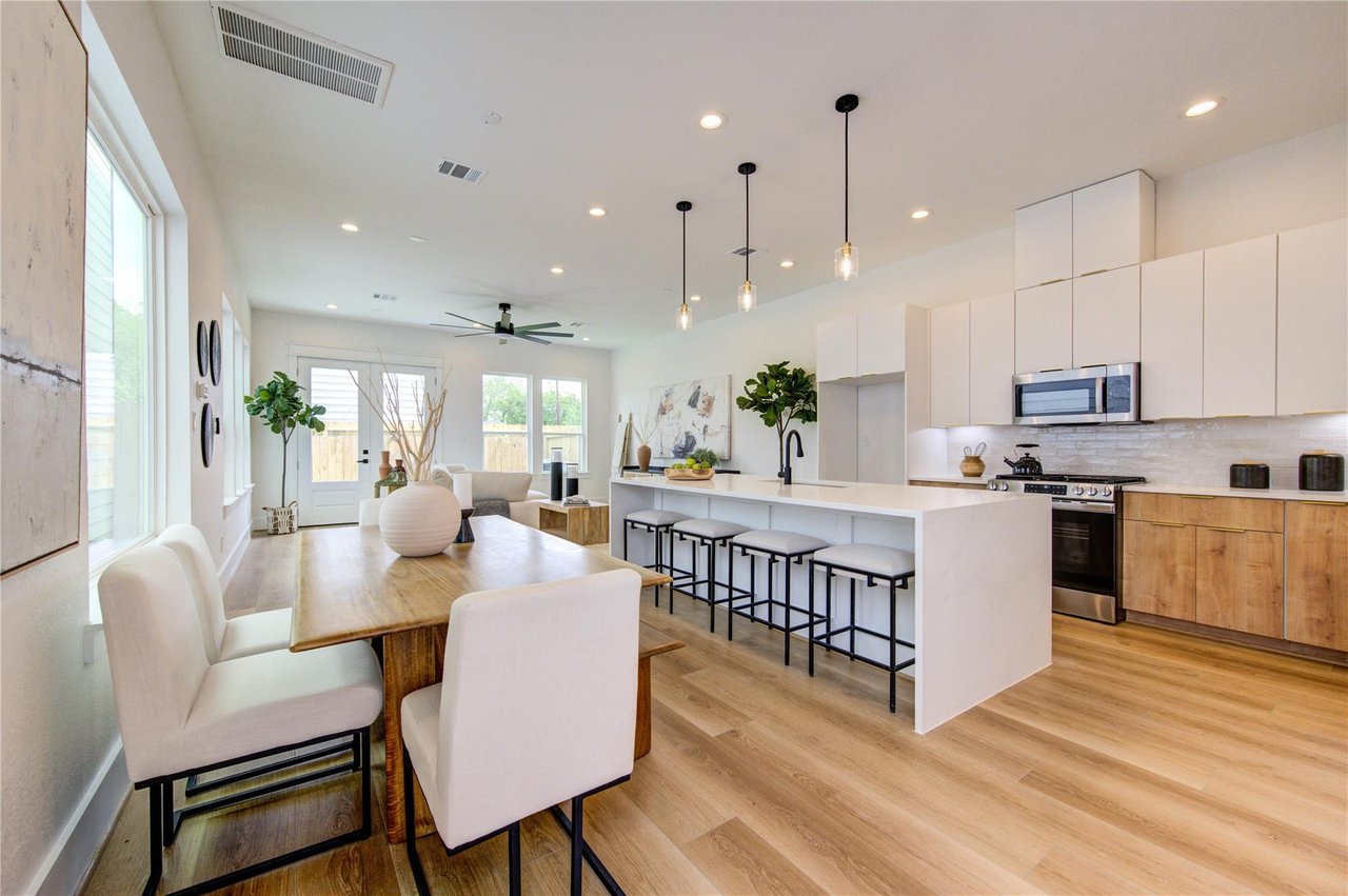 interior design of homes in the villas at tuam in HTX