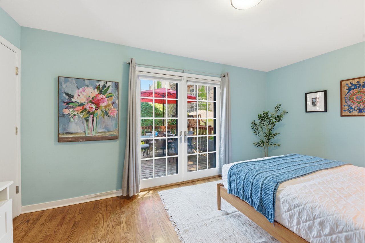1429 W Huron Street