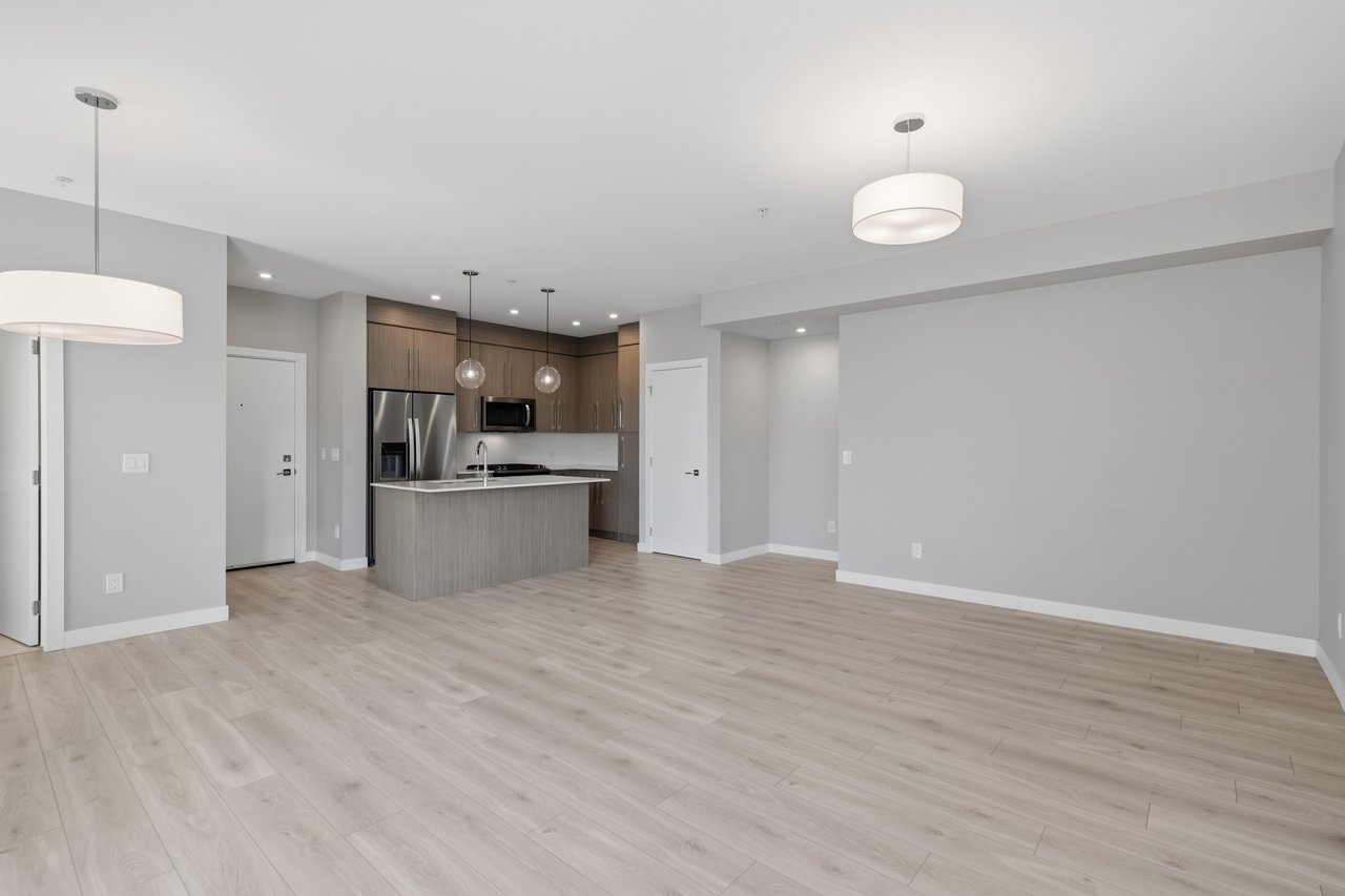 383 Smith Street NW Unit: 402