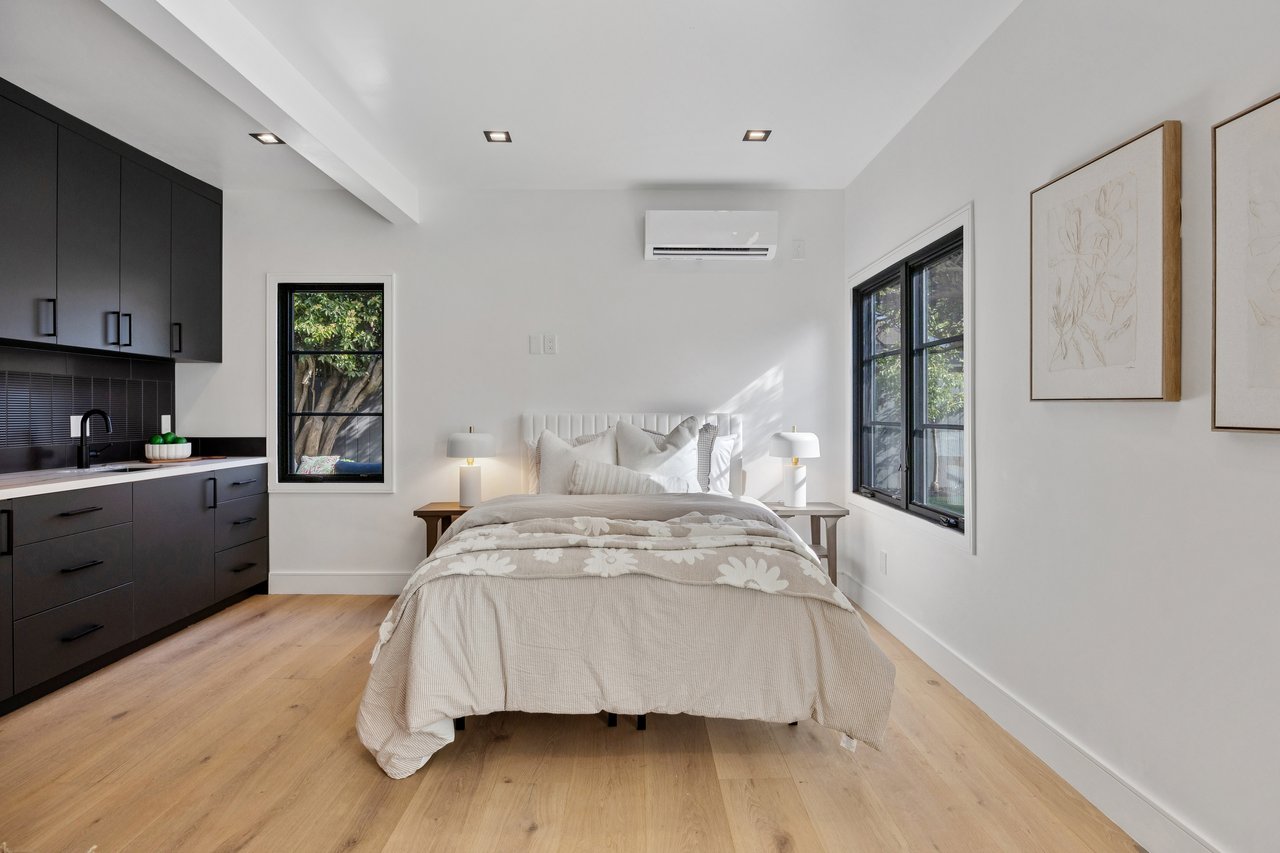 10 Channing Rd, Burlingame