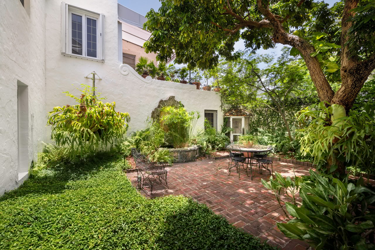 5215 Pine Tree Miami Beach