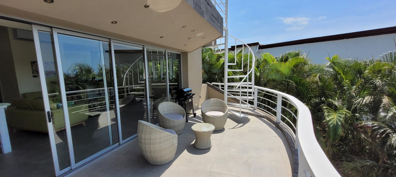 Ocean View Casa Nalifos