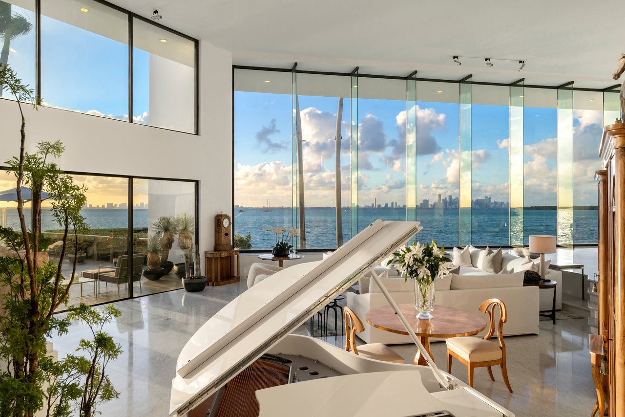 One of America’s Most Iconic Waterfront Estates