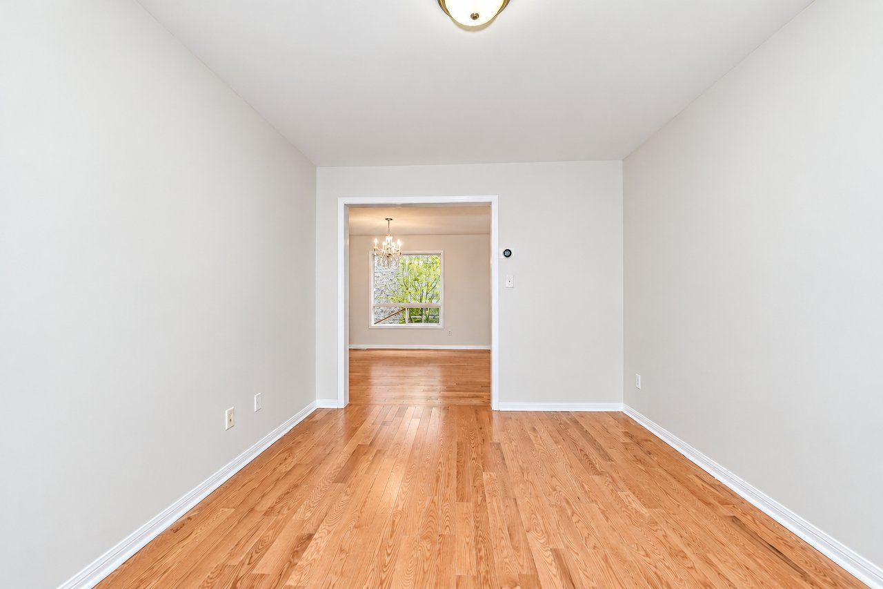 54 Horizon St