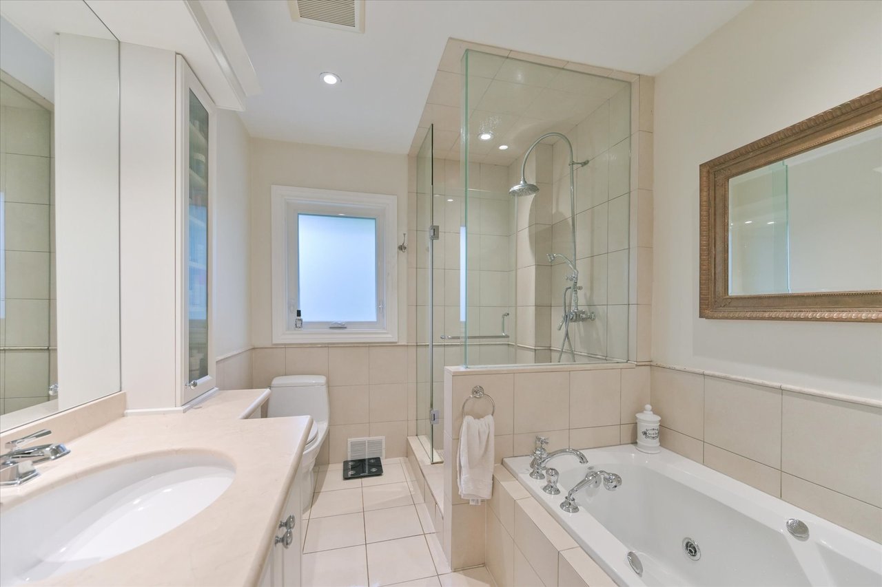 45 Bromley Crescent, Toronto