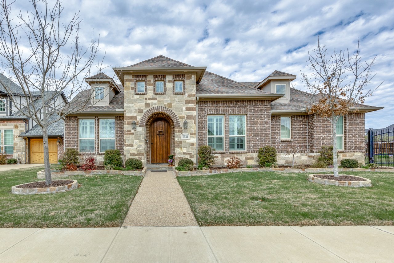 Fall home in the Fort Worth area for buyers negotiating repairs, closing costs, and more