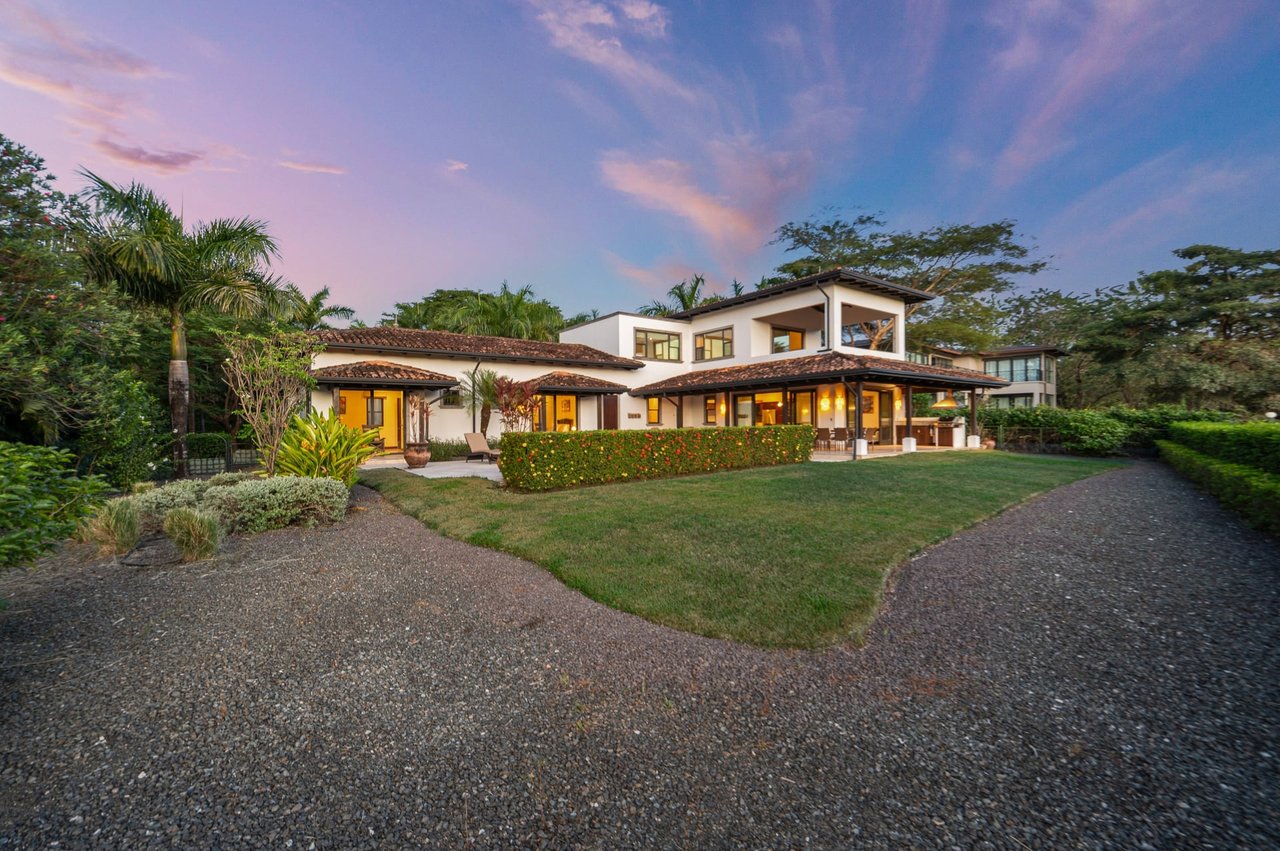 Casa Dulce Vida 2 | Luxury Golf & Ocean View Villa with Private Beach Access in Hacienda Pinilla