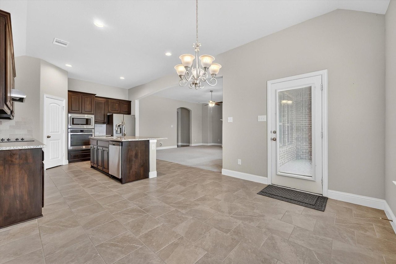 12400 Charter Creek Drive