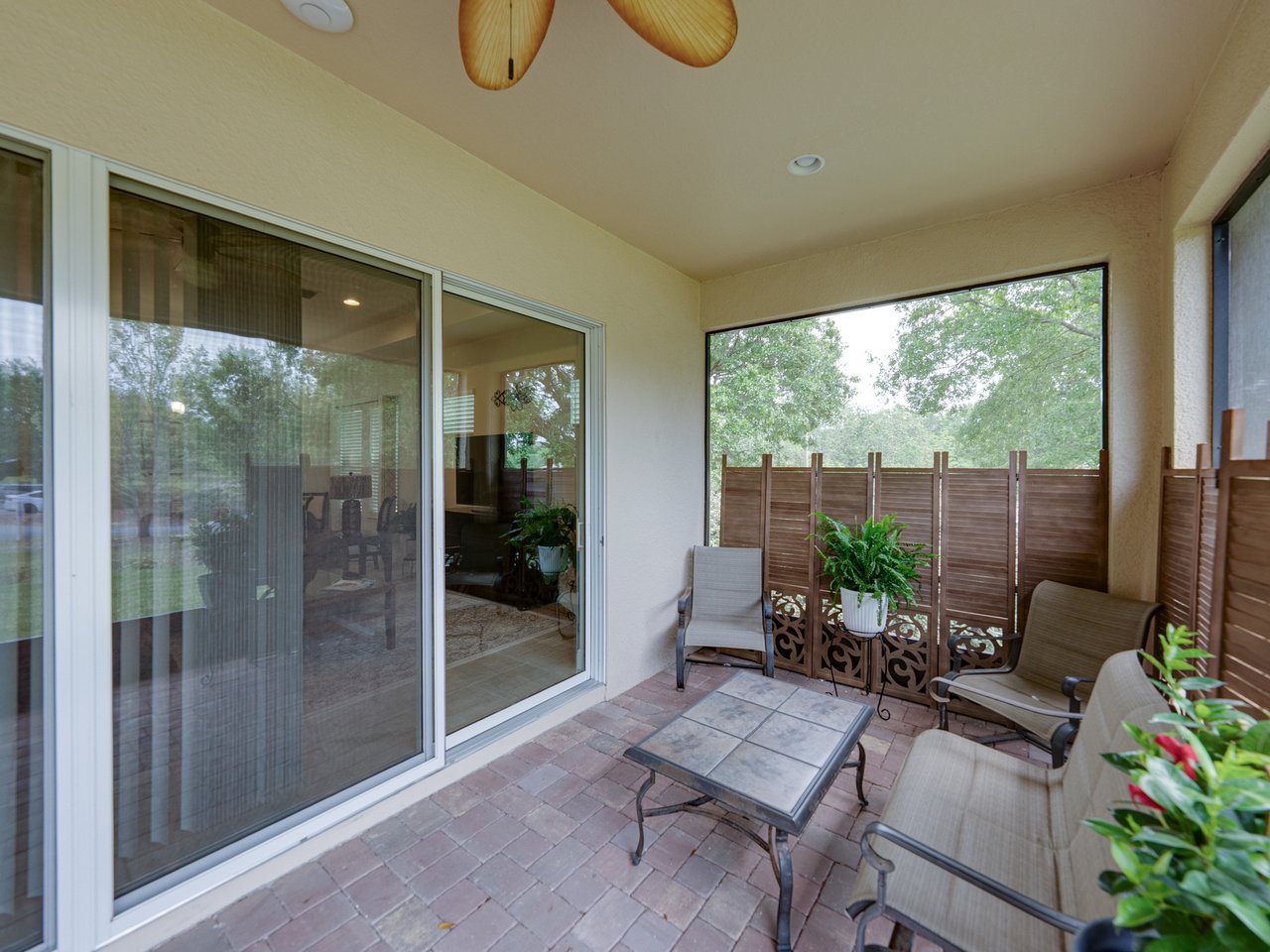 14198 THOROUGHBRED DR