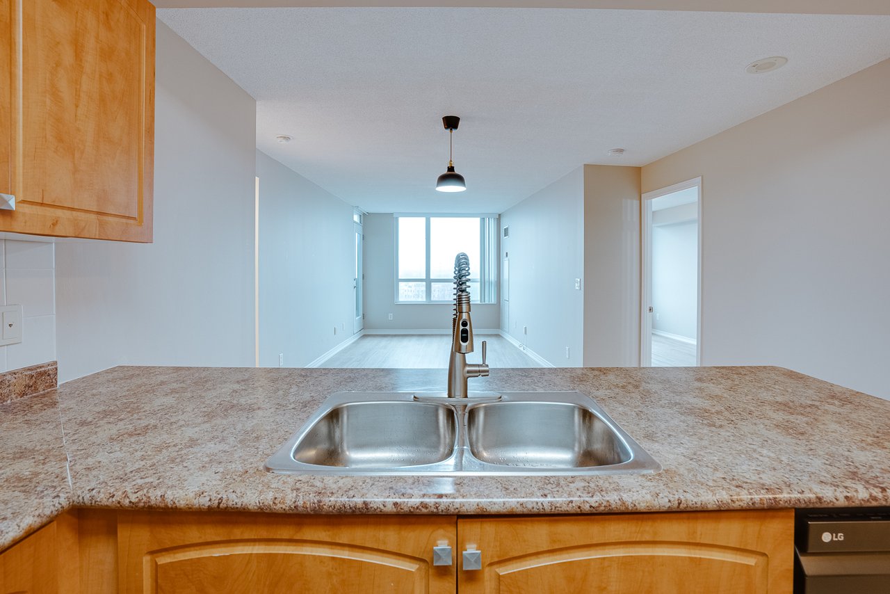 503 Beecroft Road Unit: 1008