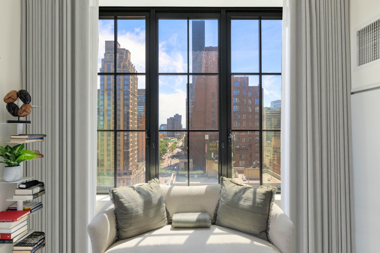 959 First Ave, Unit 17C