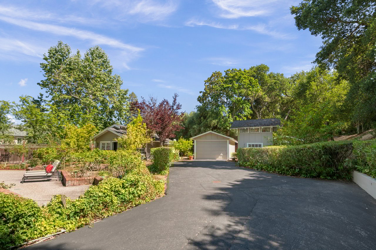 15745 Peach Hill Road