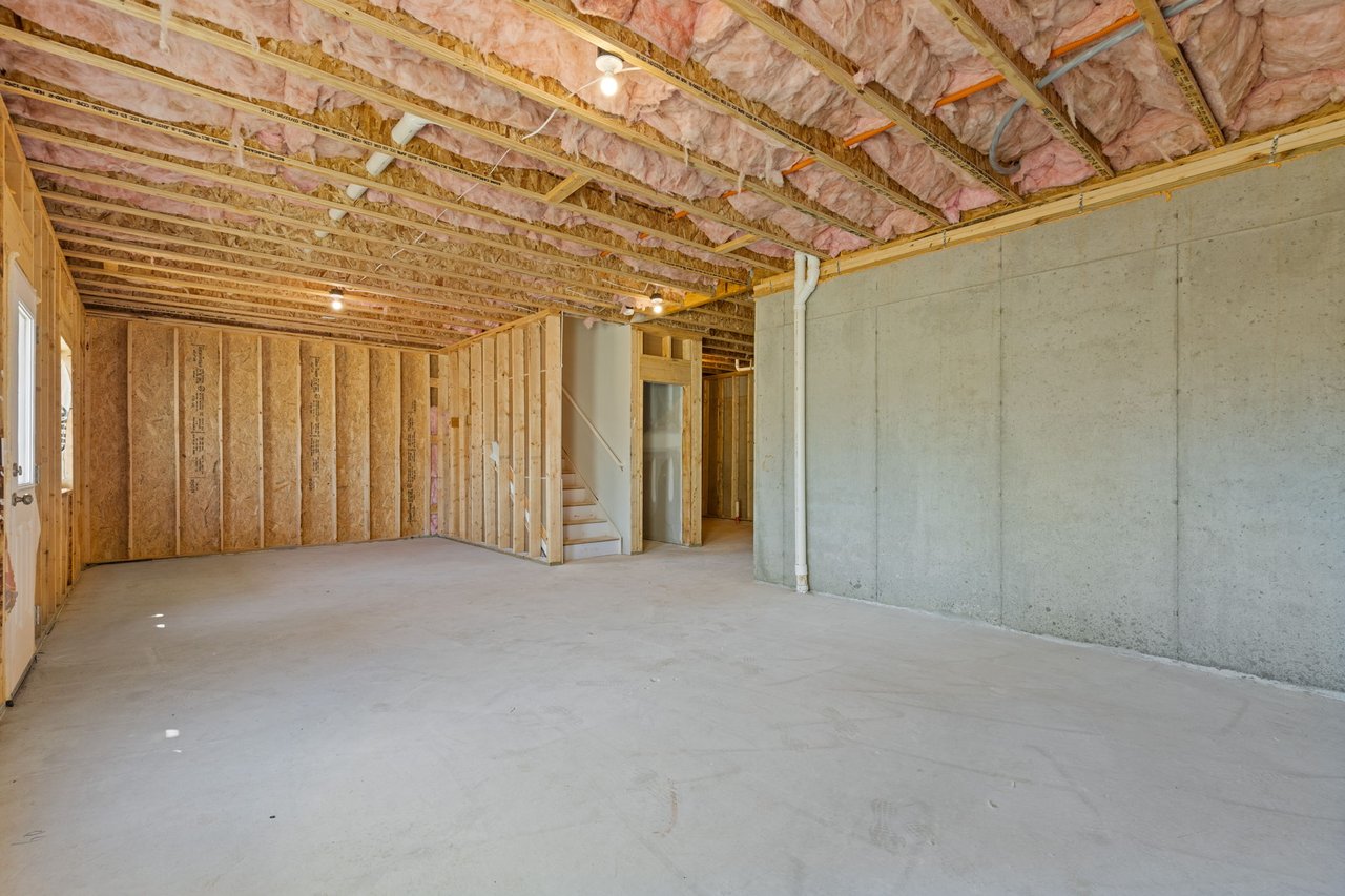 688 Shoals Trl