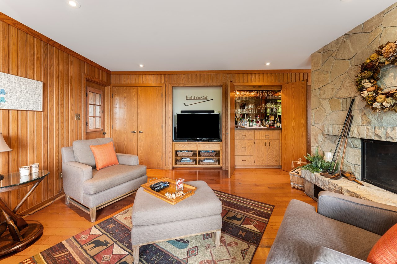 2 - 1088 LAWLAND HEIGHTS ROAD